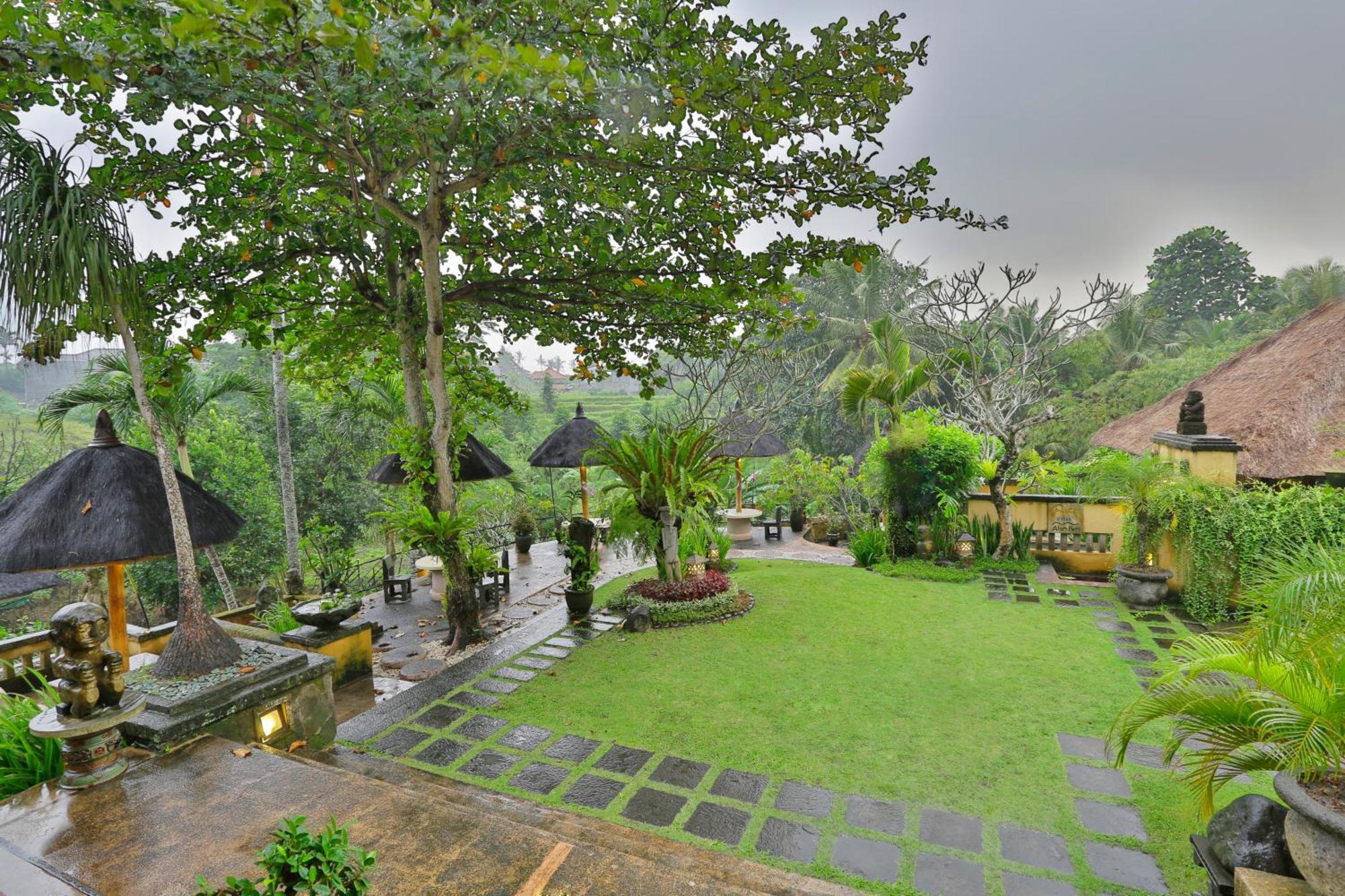 Alam Puri Art Museum Resort & Spa Dempasar Exterior foto