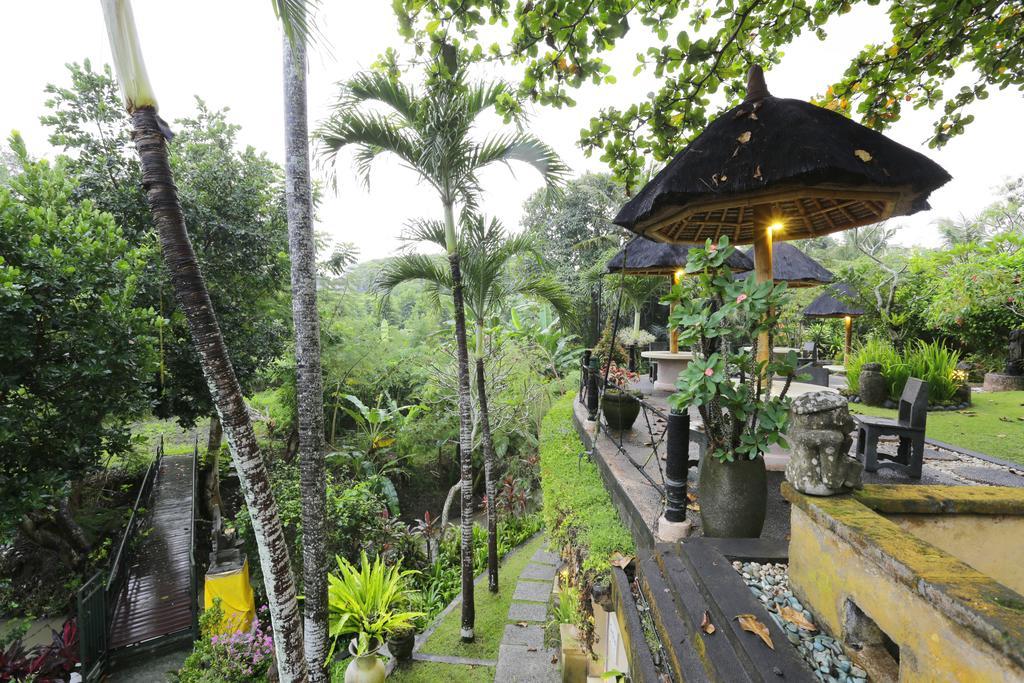 Alam Puri Art Museum Resort & Spa Dempasar Exterior foto