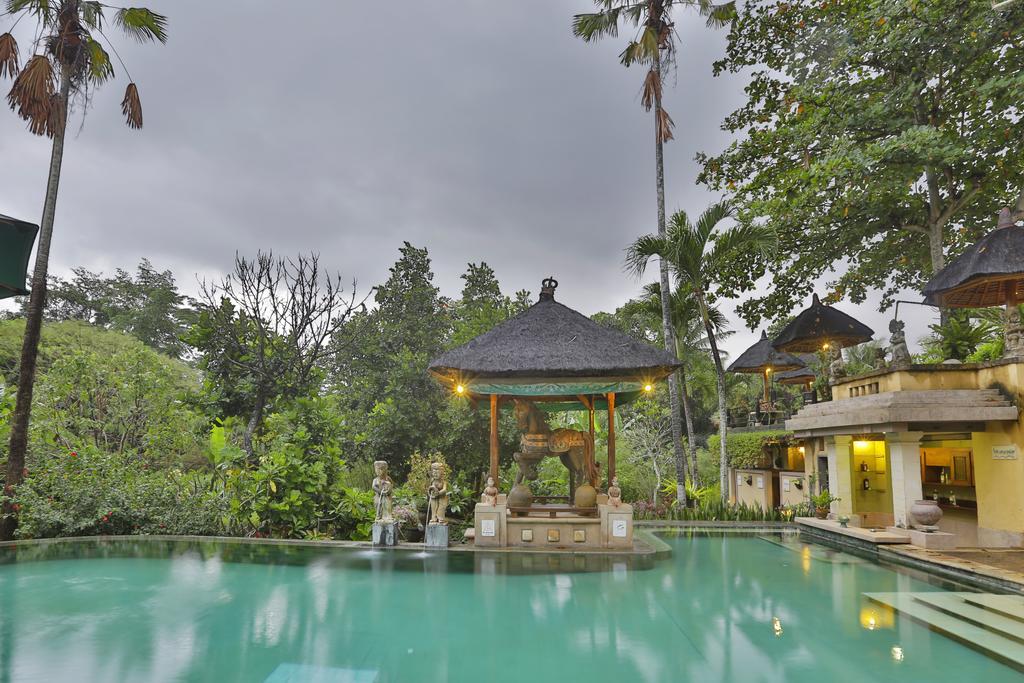 Alam Puri Art Museum Resort & Spa Dempasar Exterior foto